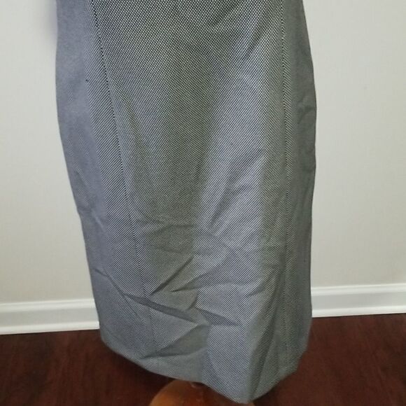 TAHARI Black and White Sleeveless Dress size 10 - Picture 11 of 11